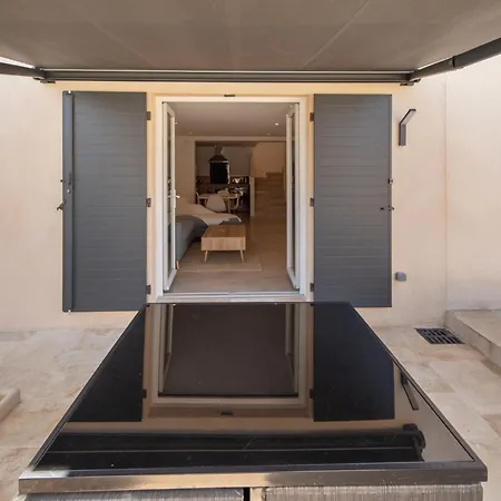 Deux Standing Duplex Proche St. Tropez