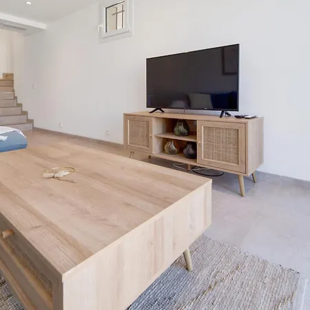 Deux Standing Duplex Proche St. Tropez * 孔格林